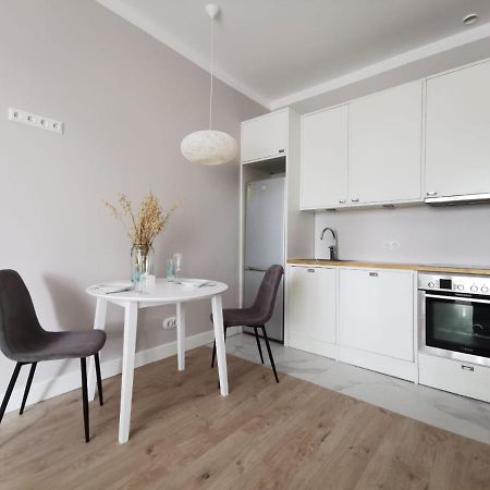 Tolstoi Scandinavian 1 Bedroom Apartment + Free Parking Tartu Exterior photo