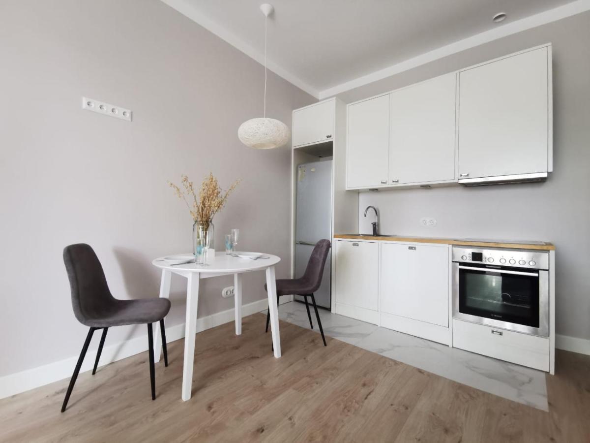 Tolstoi Scandinavian 1 Bedroom Apartment + Free Parking Tartu Exterior photo